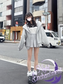 📧【2246】網拍模特性感帶點嬌羞！164cm D杯光是開場親親就能讓她沉浸，追求有情調的