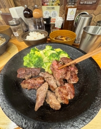 #日本美食 #日本旅游 #日本吃喝玩乐 #日本和牛 #和牛 #秋叶原美食 #秋叶原