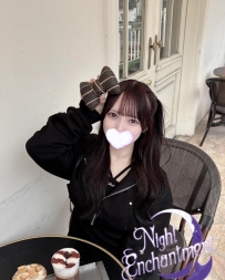 番號：2192 | 20歲E杯43kg粉嫩女大生 敏感小奶頭 鮑魚水汪汪緊緊夾 超愛撒嬌磨蹭的淫