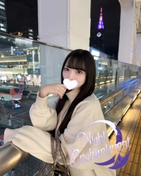 番號：2158 | 清純彩妝師被抱住瞬間變騷，青春嫩穴求手指狂插