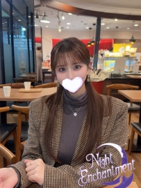 📩番號2108｜外商秘書系Fcup美人，反差感直接拉滿