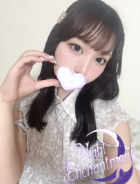 📩番號2118｜纖細腰線＋好氣質的咖啡廳店員，氛圍很加分