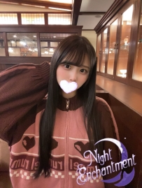 📧【2226】在校女大生超熱情主動！160cm D杯嬌小身材配合度滿分，感覺對了直接深吻舌